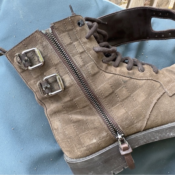 Authentic Louis Vuitton combat  Boots - Picture 8 of 10